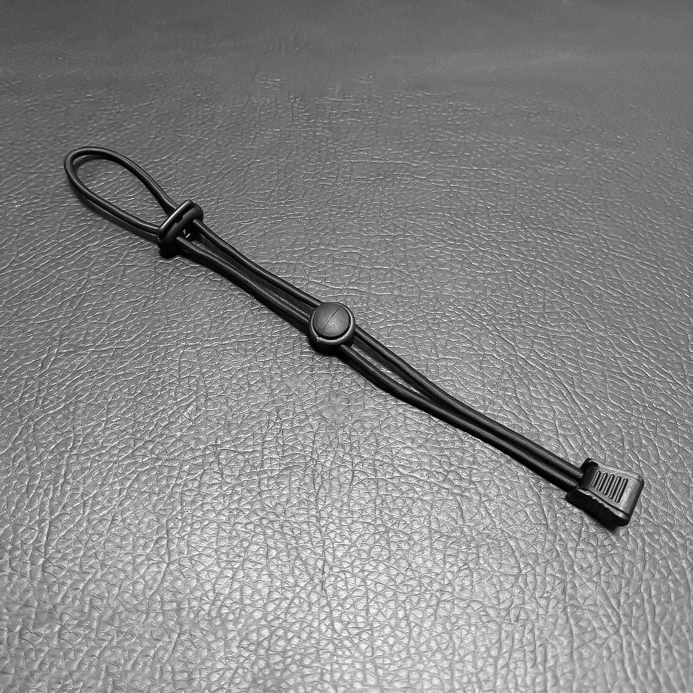 Outdoor Camping Equipment - アウトドアバックパック弾性ロープ固定バックルキャンプ用品ハイキングポール固定タイコードロープ外部バックル懐中電灯クリップ