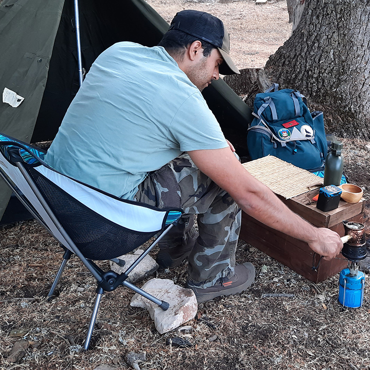ポータブル折りたたみキャンプチェア軽量ムーンチェアアウトドア - Outdoor Camping Recliner Chairs のレビューと価格