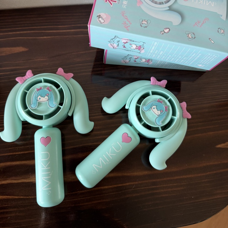 初音ミクミニハンドヘルドファン冷却ファン家庭用オフィス旅行ア - Outdoor Camping Toys のレビューと価格